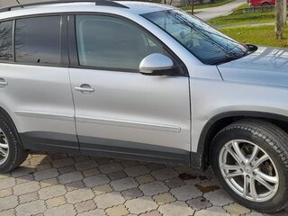 2011 Volkswagen Tiguan I, серебристый, 1050000 рублей, вид 3
