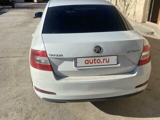 2015 Skoda Octavia III (A7), белый, 795000 рублей, вид 4