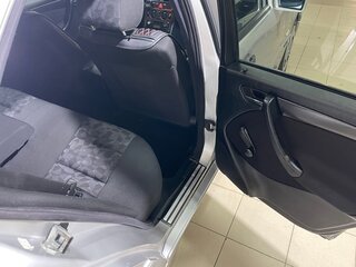 1998 Mercedes-Benz C-Класс 180 I (W202) Рестайлинг, серебристый, 450000 рублей, вид 3