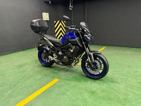 2017 Yamaha MT-09 (FZ-09), синий, 875000 рублей, вид 5