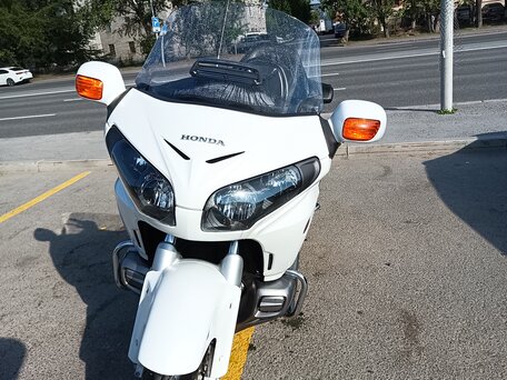 2016 Honda GL 1800 Gold Wing, белый, 1900000 рублей, вид 2