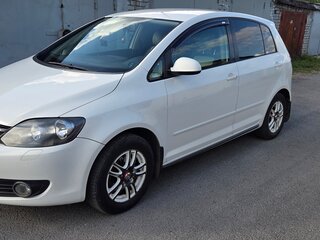 2011 Volkswagen Golf Plus II, белый, 790000 рублей, вид 1