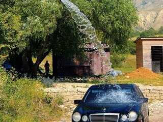 1999 Mercedes-Benz E-Класс 240 II (W210, S210), чёрный, 370000 рублей, вид 4