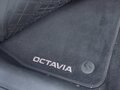 2017 Skoda Octavia III (A7) Рестайлинг, белый, 2150000 рублей - вид 2