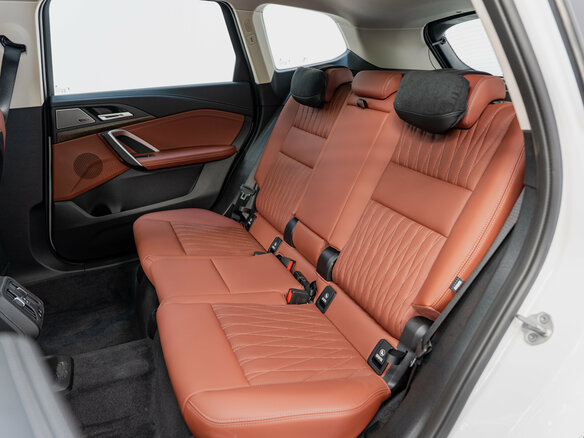 2026 BMW X1 Long 25Li xDrive III (U11/U12), белый, 5550000 рублей - вид 21