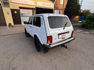 2017 Lada (ВАЗ) 2121 (4x4) Urban I Рестайлинг, белый, 500000 рублей, вид 4