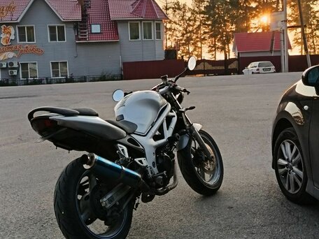 1999 Suzuki SV 650, серебристый, 200000 рублей, вид 3