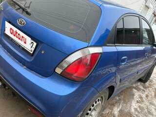 2010 Kia Rio II Рестайлинг, синий, 650000 рублей, вид 4
