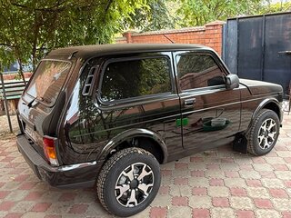2024 Lada (ВАЗ) Niva Legend I, чёрный, 1200000 рублей, вид 2