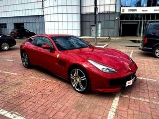 2019 Ferrari GTC4Lusso, пурпурный, 22500000 рублей, вид 1