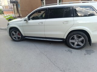 2012 Mercedes-Benz GL-Класс 500 II (X166), белый, 3400000 рублей, вид 3
