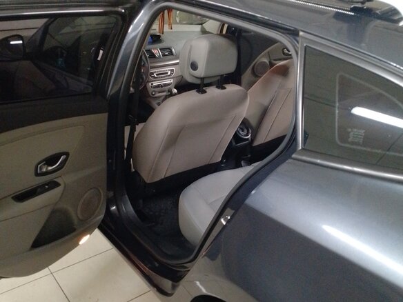 2010 Renault Megane III, чёрный, 900000 рублей - вид 21