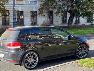 2011 Volkswagen Golf VI, чёрный, 740000 рублей, вид 4