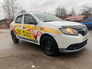 2017 Renault Logan II, белый, 299000 рублей, вид 1