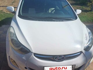 2013 Hyundai Elantra V (MD), белый, 945000 рублей, вид 2