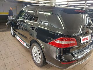 2014 Mercedes-Benz M-Класс 400 III (W166), чёрный, 2150000 рублей, вид 3