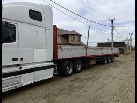 2004 Volvo VNL, белый, 3800000 рублей, вид 4