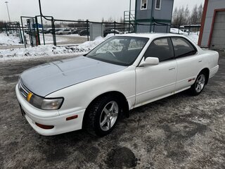 1993 Toyota Vista III (V30), белый, 280000 рублей, вид 2