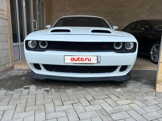 2020 Dodge Challenger R__T III Рестайлинг 2, белый, 3990000 рублей, вид 3