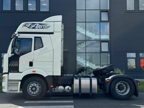2023 FAW J6 CA4180, белый, 5400000 рублей - вид 5