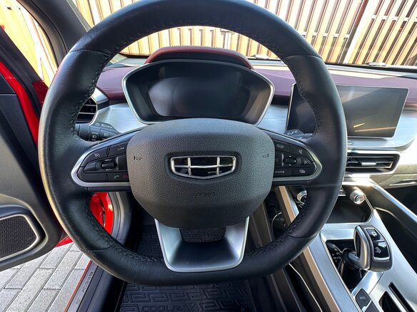 2021 Geely Coolray I, красный - вид 6