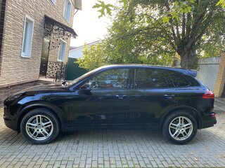 2015 Porsche Cayenne Diesel II Рестайлинг (958), чёрный, 4199000 рублей, вид 2