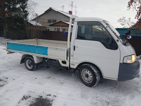 2001 Mazda Bongo, белый, 800000 рублей, вид 3