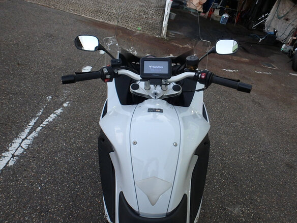 2014 BMW F 800 GT, белый - вид 1