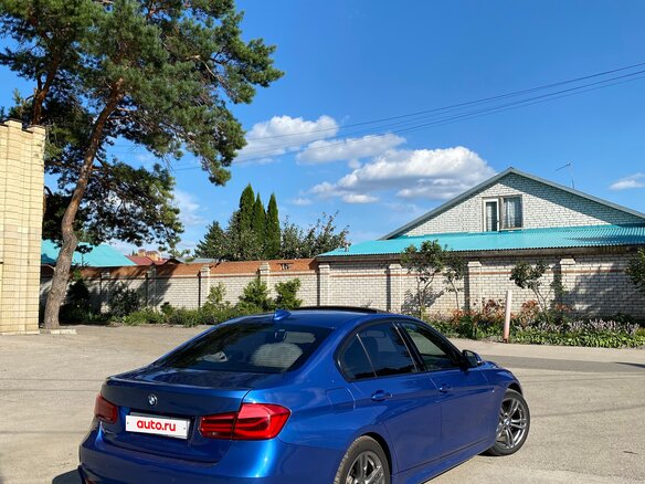 2018 BMW 3 серии 320d VI (F3x) Рестайлинг, синий, 3090000 рублей - вид 5