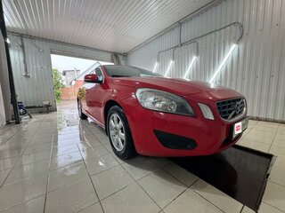 2011 Volvo S60 II, красный, 900000 рублей, вид 2