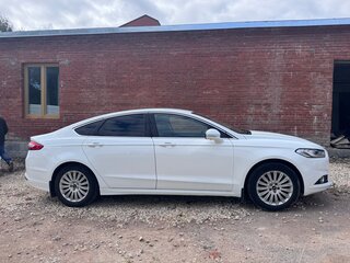 2015 Ford Mondeo V, белый, 1150000 рублей, вид 4