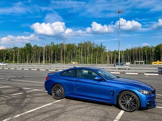 2017 BMW 4 серии 420i xDrive F32/F33/F36 Рестайлинг, синий, 2690000 рублей, вид 4