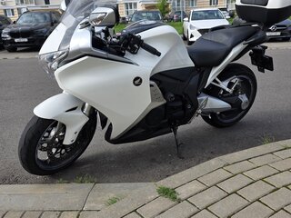 2013 Honda VFR 1200, белый, 855021 рублей, вид 2