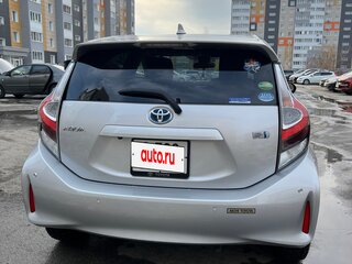 2019 Toyota Aqua I Рестайлинг 2, серый, 1450000 рублей, вид 4