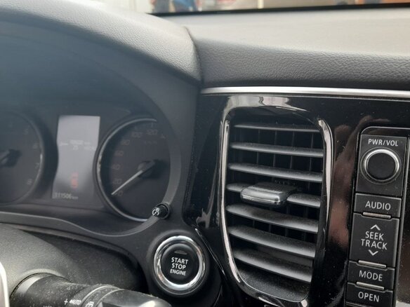 2013 Mitsubishi Outlander III, белый, 2100000 рублей - вид 5