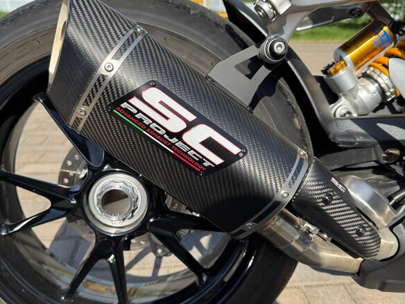2022 Triumph Speed Triple, серый, 2000000 рублей - вид 12