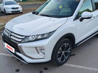 2018 Mitsubishi Eclipse Cross I, белый, 1950000 рублей, вид 1