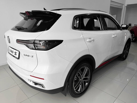 2025 Changan UNI-S I, белый - вид 3