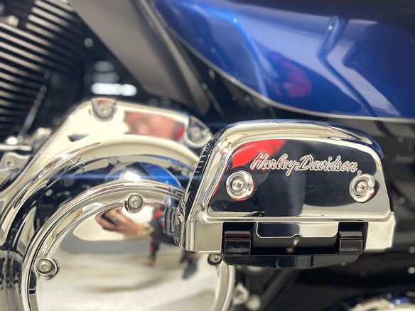 2010 Harley-Davidson Electra Glide, синий, 2150000 рублей - вид 13