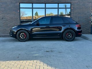 2016 Porsche Macan GTS I, чёрный, 3090000 рублей, вид 2