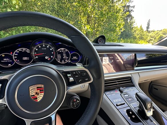 2017 Porsche Panamera 4S II, синий, 7499000 рублей - вид 5