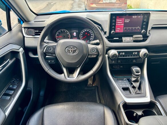 2020 Toyota RAV4 V (XA50), синий, 2720000 рублей - вид 17