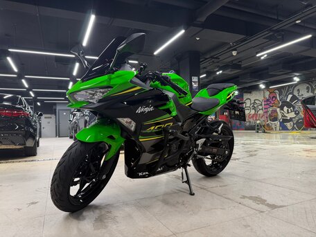 2022 Kawasaki Ninja 400, зелёный, 650000 рублей, вид 2