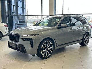 2024 BMW X7 40d I (G07) Рестайлинг, серый, 18400000 рублей, вид 2