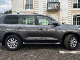 2018 Toyota Land Cruiser 200 Series Рестайлинг 2, серый, 7350000 рублей, вид 5