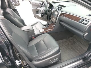 2016 Toyota Camry VII (XV50) Рестайлинг, чёрный, 1680000 рублей, вид 1