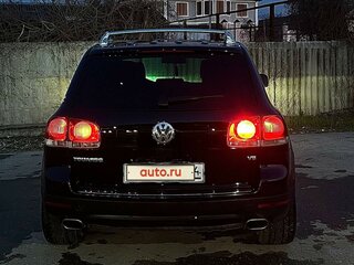 2003 Volkswagen Touareg I, чёрный, 1350000 рублей, вид 3