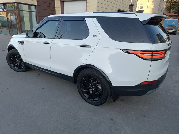 2018 Land Rover Discovery V, белый, 4700000 рублей - вид 3