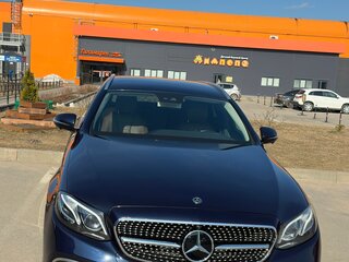 2019 Mercedes-Benz E-Класс 200 d V (W213, S213, C238), синий, 2760000 рублей, вид 2