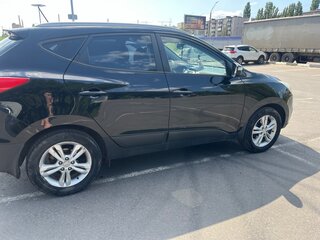 2013 Hyundai ix35 I, чёрный, 1250000 рублей, вид 4